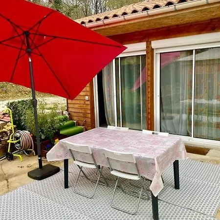 Ambiance Chalet, Espace Detente. Milhac