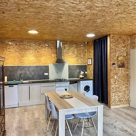 Ambiance Chalet, Espace Detente. Holiday home