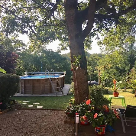 Holiday home Ambiance Chalet, Espace Detente. Milhac